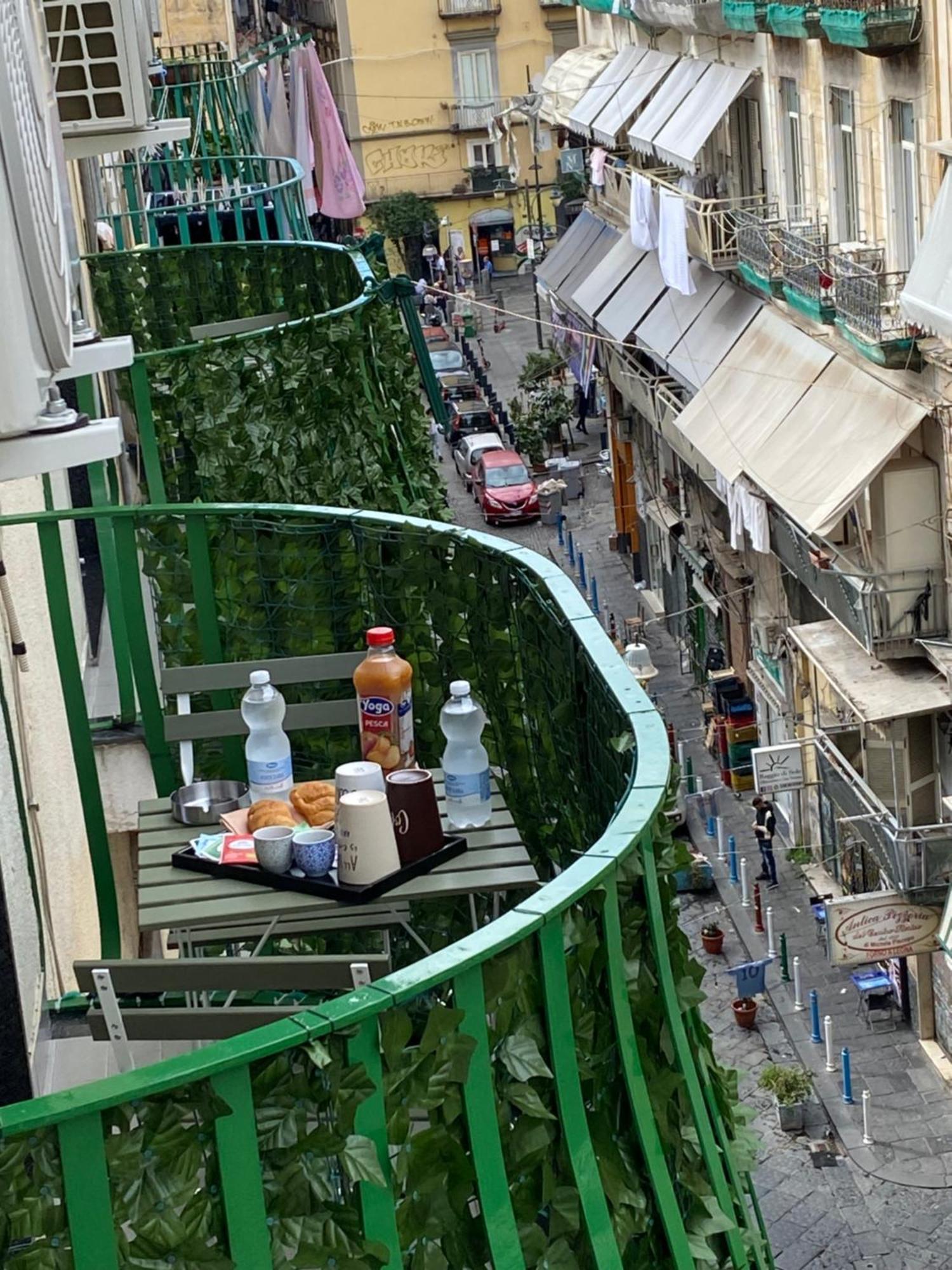 B&B Civico 22 Silvestre Napoli Eksteriør bilde