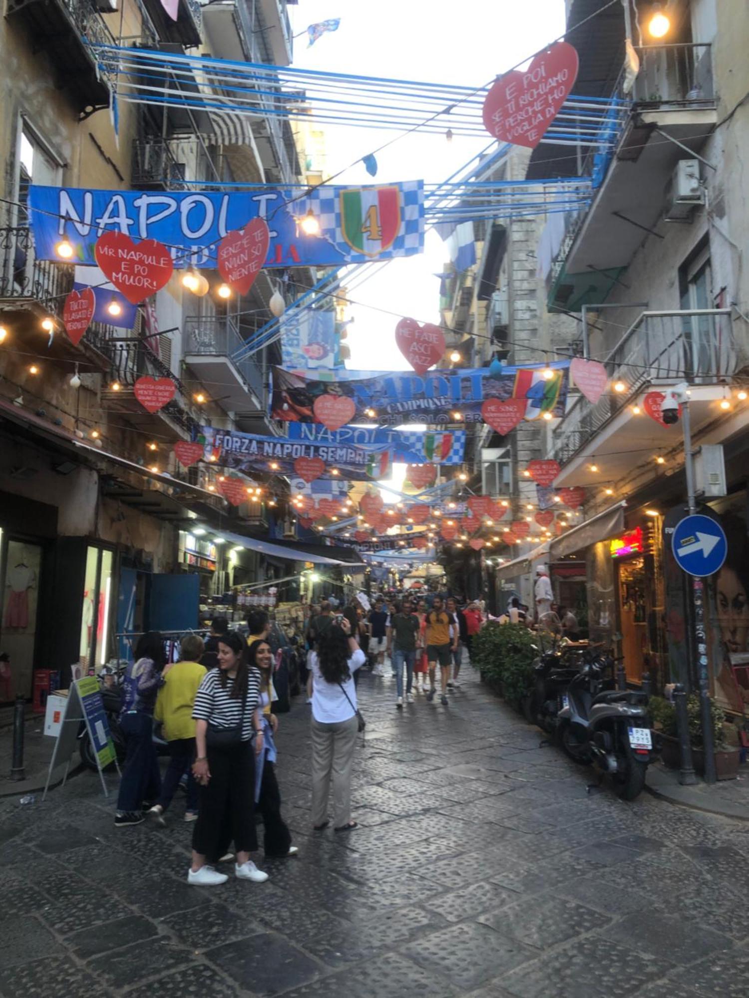 B&B Civico 22 Silvestre Napoli Eksteriør bilde